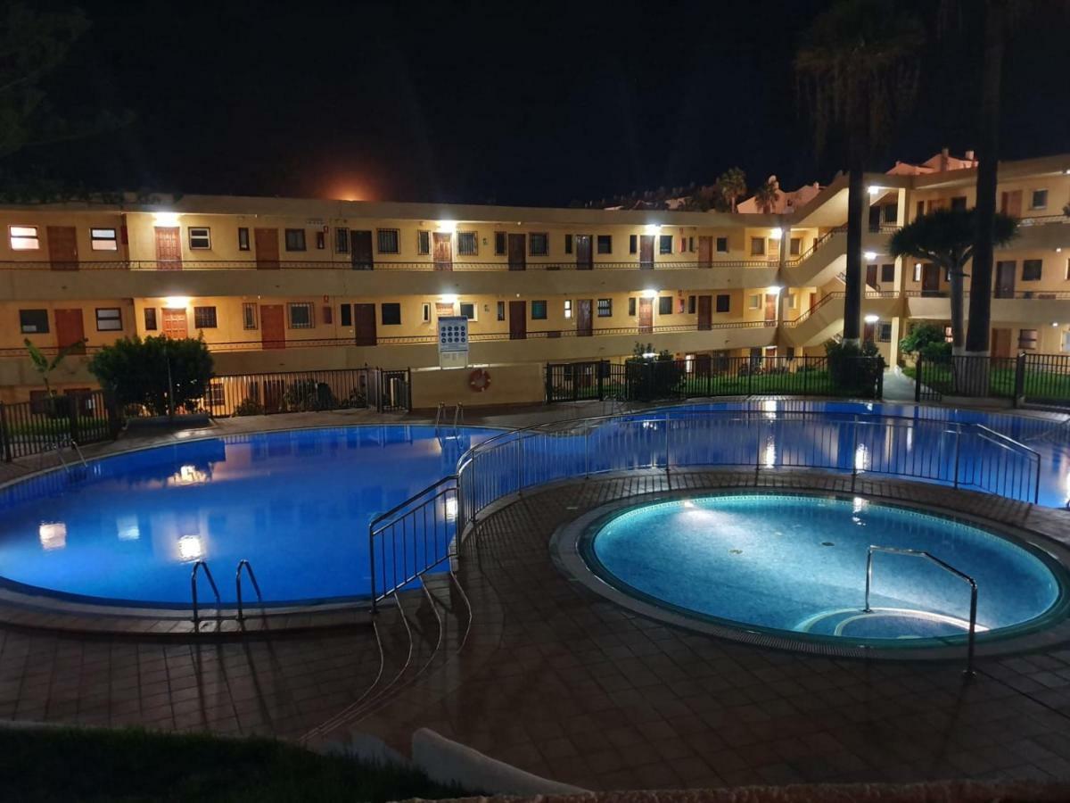 Apartamento Torres Del Sol Arona  Buitenkant foto